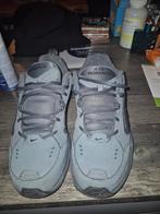 Nike Air Monarch - Maat 45 - Kort gedragen, Ophalen