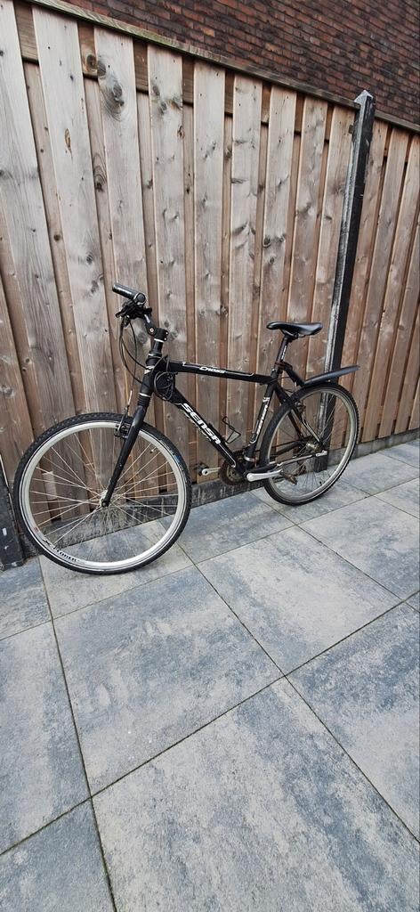 Cross fiets met 3x7 versnellingen, Fietsen en Brommers, Fietsen | Crossfietsen en BMX, Ophalen, Zo goed als nieuw, 24 inch of meer