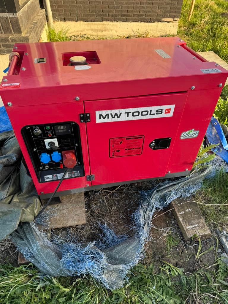 MW Tools DG100E aggregaat 10 kW, Gebruikt, Dieselolie, Ophalen of Verzenden, Geluidgedempt