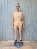 prachtige oude vintage brocante etalagepop man paspop 178 cm, Ophalen