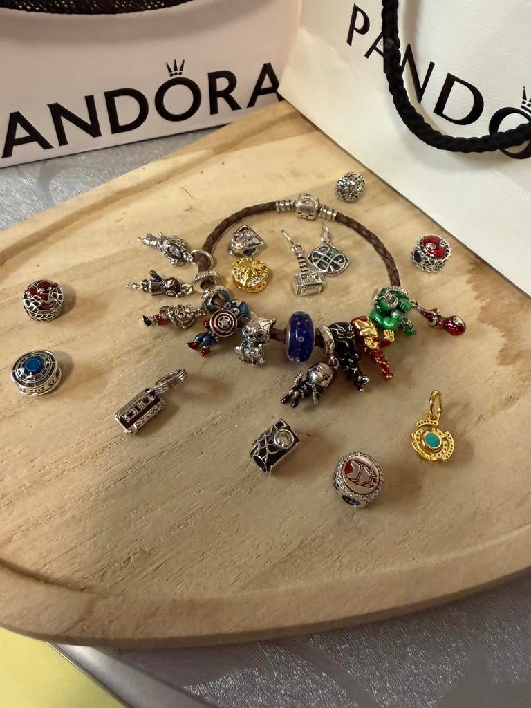 Pandora Marvel bedels, Verzenden, Pandora, Zo goed als nieuw, 4 bedels of meer