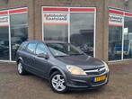 Opel Astra Wagon 1.6 Essentia - Airco - Cruise - Navi, Voorwielaandrijving, Gebruikt, Zwart, 4 cilinders