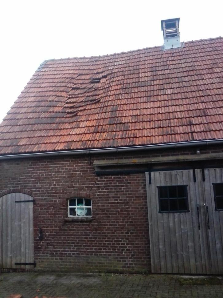 te koop rode dakpannen en een paar nok pannen, Doe-het-zelf en Verbouw, Dakpannen en Dakbedekking, Gebruikt, Dakpannen, Steen of Klei