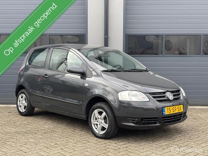 Volkswagen Fox 1.2 Trendline Uitvoering // NL Auto 150.Dkm, Auto's, Volkswagen, Bedrijf, Te koop, Fox, ABS, Airbags, Alarm, Lichtmetalen velgen