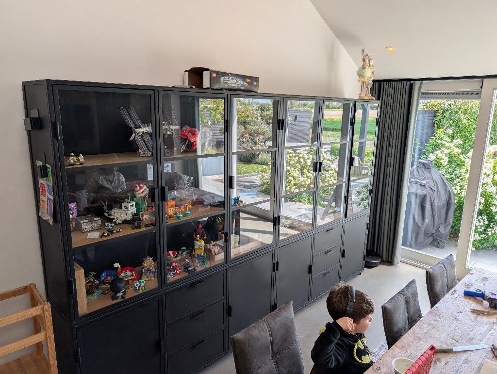 Prachtige set Metallo-vitrinekasten van Goossens, Ophalen, Met deur(en), Zo goed als nieuw, Glas