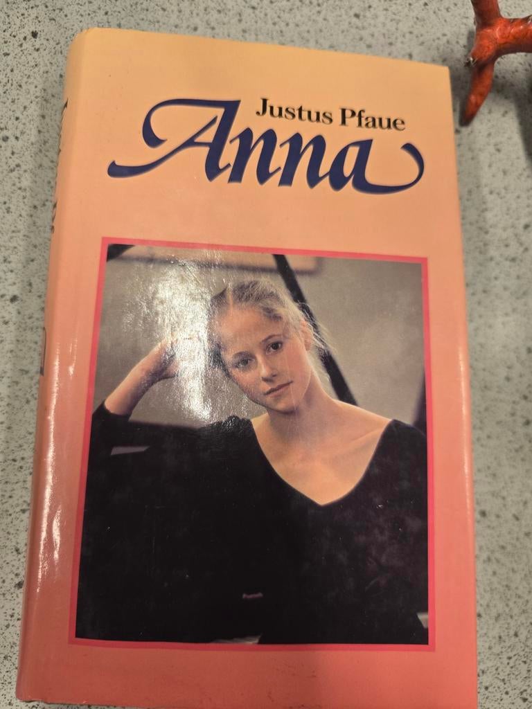 Boek Anna van Justus Pfaue, Boeken, Ophalen of Verzenden
