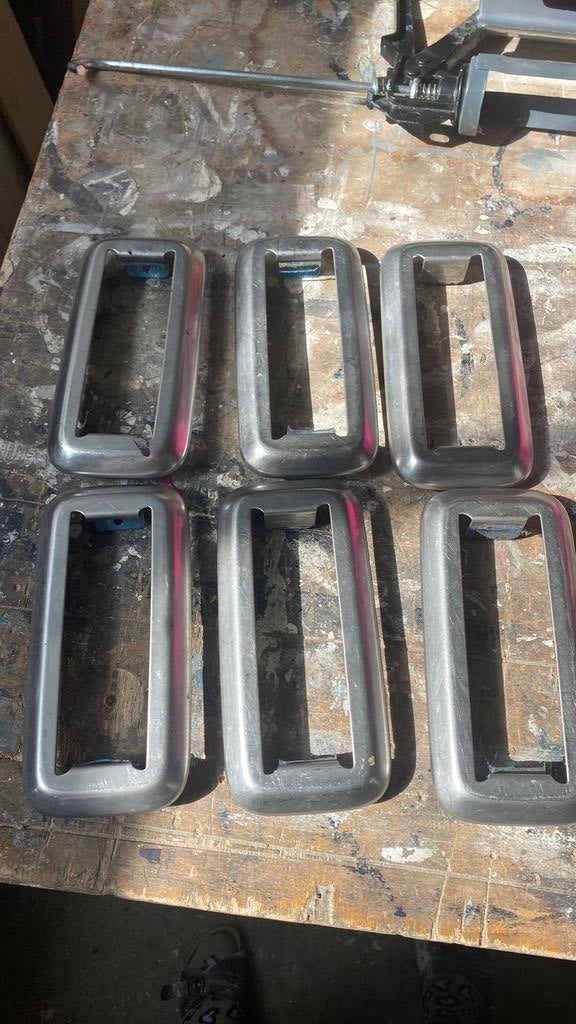 Afdeklijsten tbv zitplaatsbevestiging vw T5 transporter, Ophalen, Gebruikt, Volkswagen