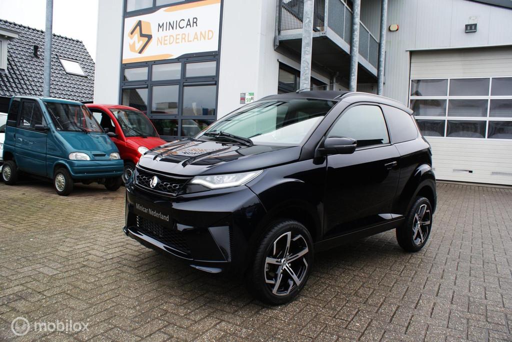 Aixam Crossover 09/2025 428km! scherm, leer 1 jaar garantie, Gebruikt, Overige merken