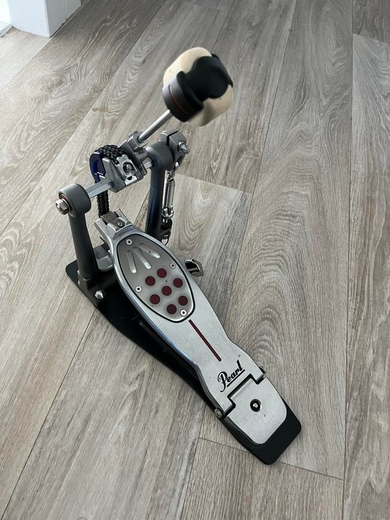 Pearl P 2050C Eliminator pedal | Basdrum pedaal | Kick pedal, Muziek en Instrumenten, Ophalen of Verzenden, Zo goed als nieuw