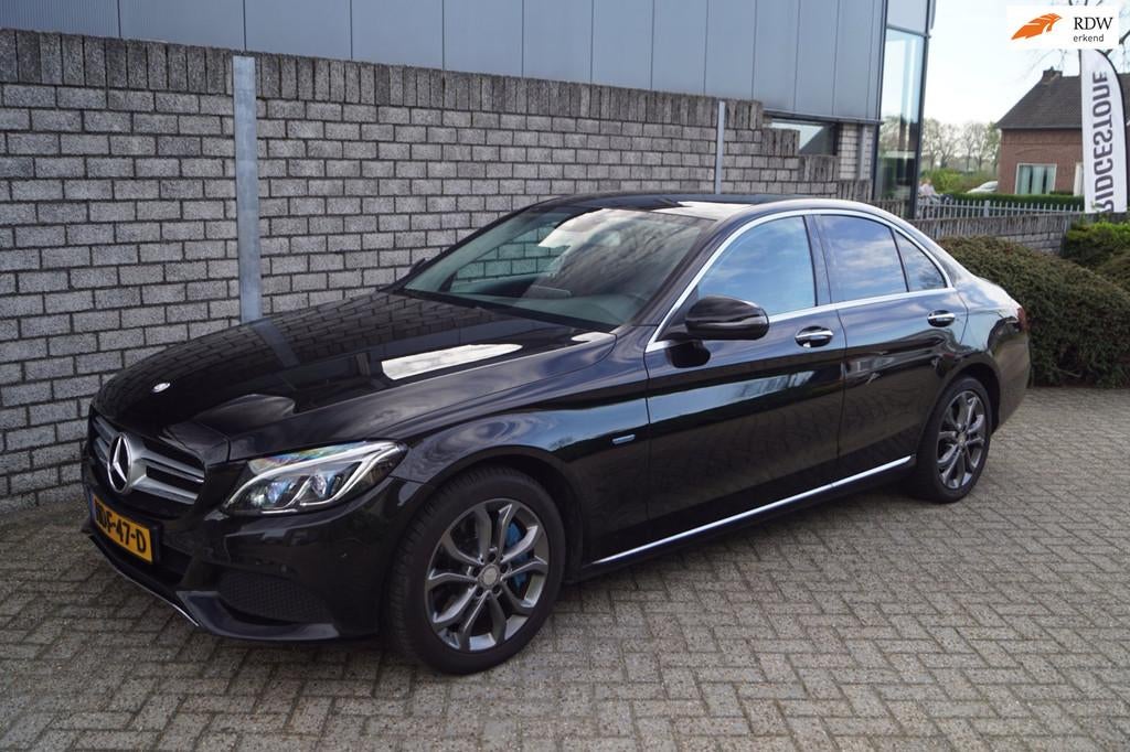Mercedes-Benz C-klasse 350 e Business Solution Autom Half Le, Automaat, Achterwielaandrijving, Gebruikt, Leder en Stof