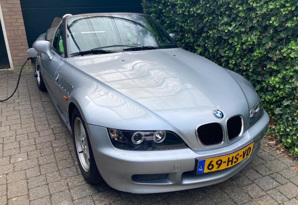 BMW Z3 Youngtimer elektrisch 1996 eZ, Zwart, Cabriolet, Metallic lak, 122 pk