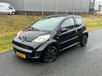 Peugeot 107 1.0 12V 3DR 2010 Zwart Nap! nwe apk! airco!, Voorwielaandrijving, 4 stoelen, Origineel Nederlands, Bedrijf