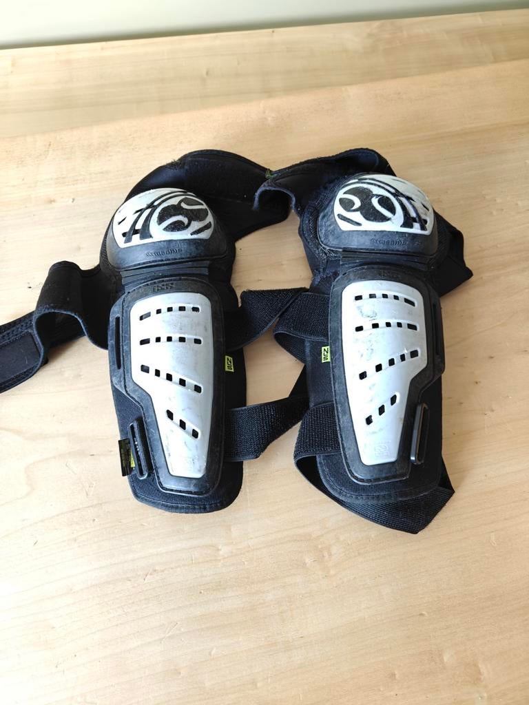 IXS Kniebeschermers BMX Maat M, Ophalen of Verzenden, Gebruikt, IXS
