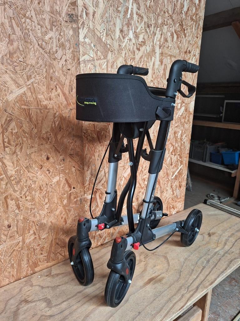Multimotion rollator, Diversen, Rollators, Ophalen, Opvouwbaar, Zo goed als nieuw