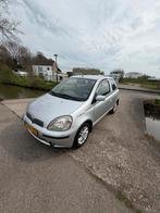 Toyota Yaris 1.3 2000 Dealer onderhouden, Auto's, Toyota, Voorwielaandrijving, 1299 cc, 31 €/maand, 4 cilinders