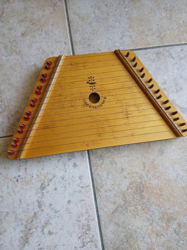 Citer met muziekbladen, Muziek en Instrumenten, Ophalen of Verzenden, Gebruikt