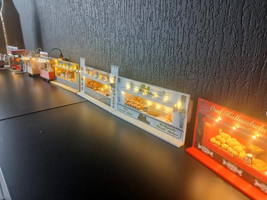 Gebak- Oliebollenkramen 4 verschillende soorten KERMIS, Hobby en Vrije tijd, Overige merken, 1:32 tot 1:50, Overige typen, Nieuw