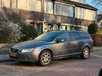 Volvo V70 2.0 2008 Grijs, Auto's, Voorwielaandrijving, Zwart, 4 cilinders, Stationwagon
