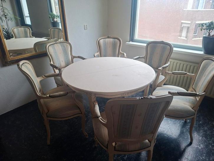 Gratis! Eetkamertafel met 6 stoelen uit 1950, Huis en Inrichting, Tafels | Eettafels, Ophalen of Verzenden