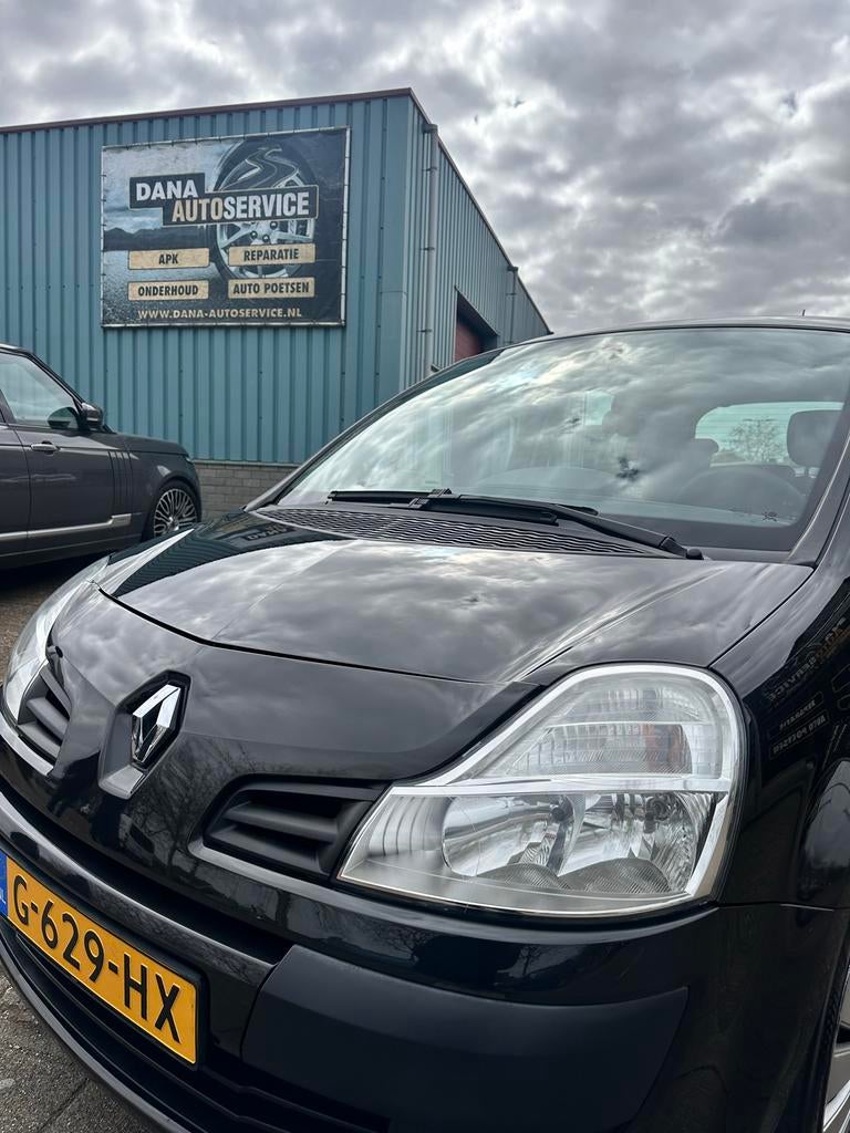 Renault Modus 1.2 16V 75pk 2013 Zwart, Voorwielaandrijving, 74 pk, 4 cilinders, 1055 kg
