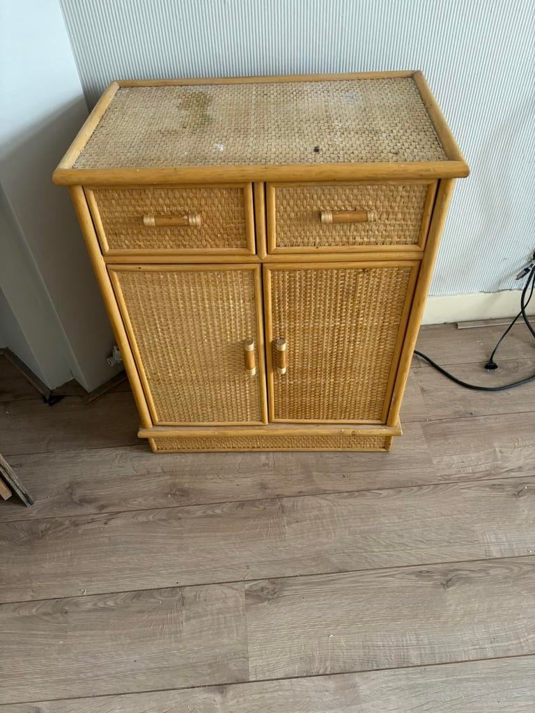 Rotan kastje gratis, Ophalen, 1 of 2 laden, 50 tot 100 cm, Zo goed als nieuw