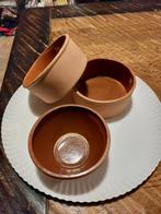 3 Nieuwe Aardewerken Schaaltjes / Bloempotjes 13x6 cm, Schaal, Rond, Nieuw, Ophalen of Verzenden