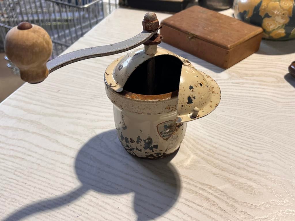 Vintage peugeot freres koffiemolen in werkende staat, Antiek en Kunst, Ophalen of Verzenden