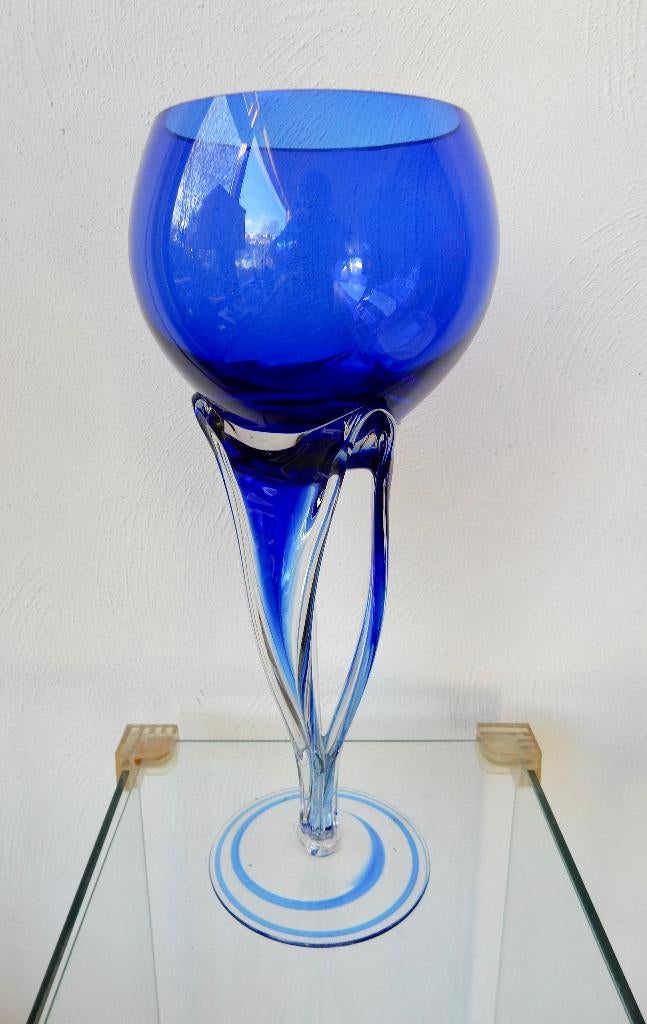 Jozefina Krosno Ocotopus schaal, Ophalen