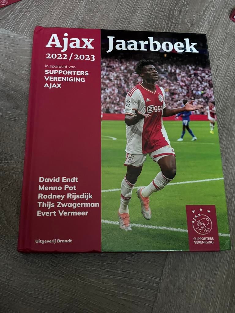 Ajax jaarboek 2022/2023, Verzamelen, Ophalen of Verzenden, Ajax, Boek of Tijdschrift