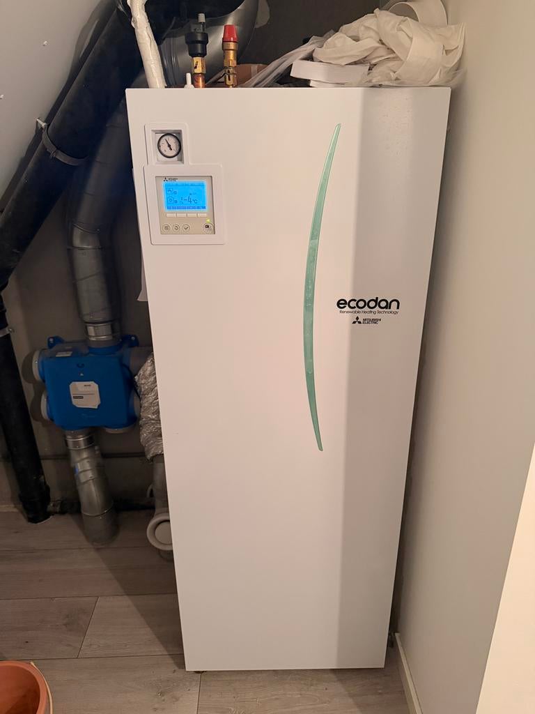 Mitsubishi Ecodan 200 liter warmtepomp, Doe-het-zelf en Verbouw, Verwarming en Radiatoren, Ophalen, Zo goed als nieuw, Overige typen