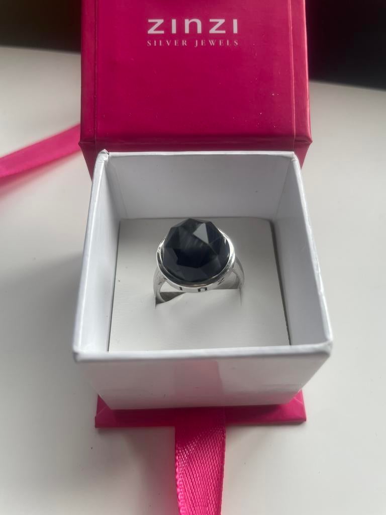 Zinzi ring mt 18, Sieraden, Tassen en Uiterlijk, 18 tot 19, Zwart, Nieuw, Ophalen of Verzenden