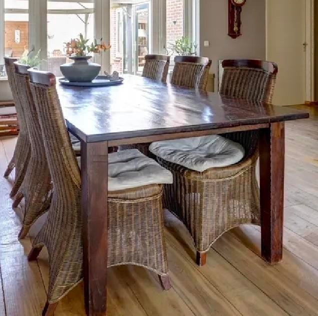 Koloniale eettafel met 6 rotan stoelen, Huis en Inrichting, Tafels | Eettafels, Gebruikt, 50 tot 100 cm, 150 tot 200 cm, Vijf personen of meer