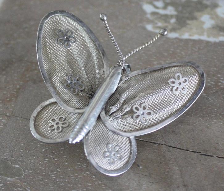 zilverkleurige broche en hanger in 1 vlinder, Sieraden, Tassen en Uiterlijk, Broches, Gebruikt, Zilver, Zilver, Ophalen of Verzenden