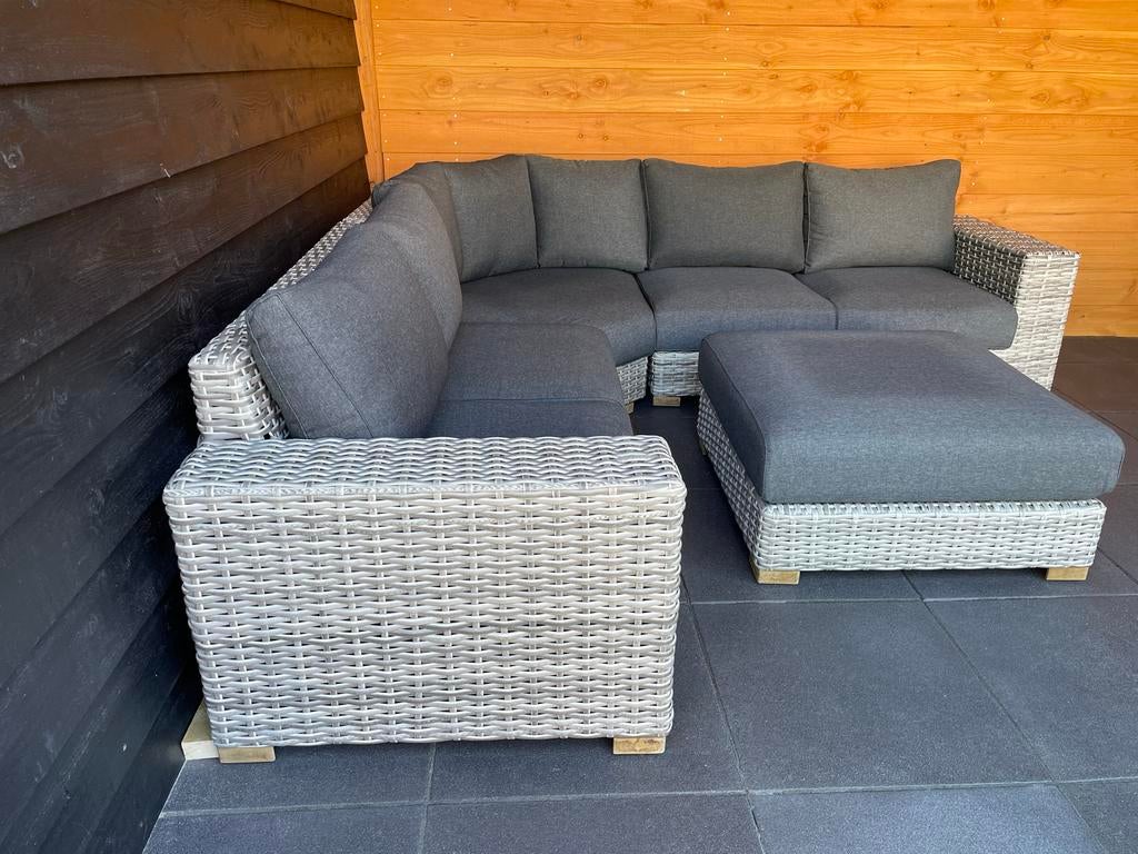 Luxe Wicker Loungeset met Hocker - Grijs, Ophalen, 5 zitplaatsen, Zo goed als nieuw, Loungeset