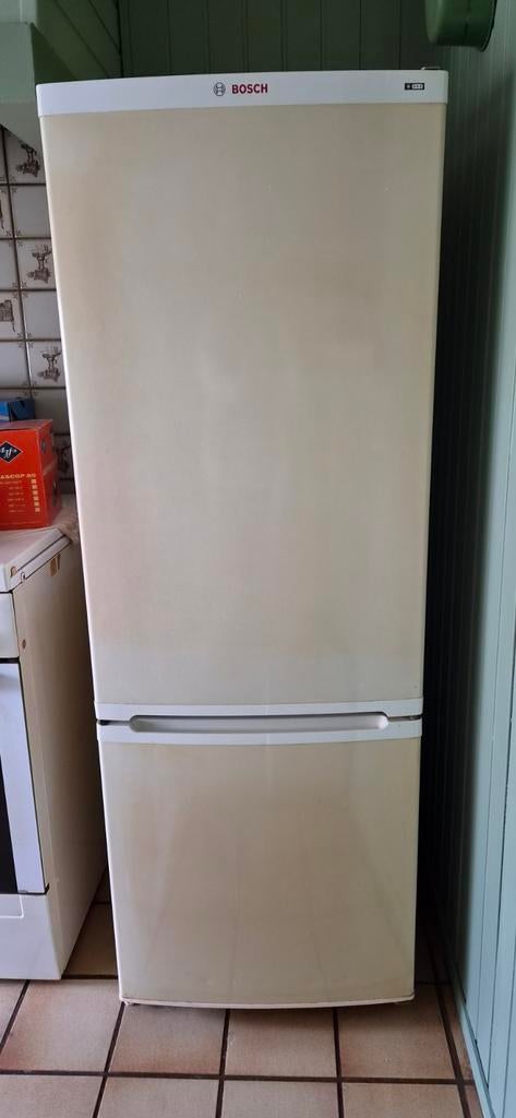 Koelkast te koop,zonder inhoud, Ophalen, Gebruikt, 200 liter of meer, Met aparte vriezer