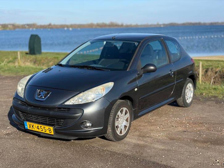 Peugeot 206+ 1.4 3D 2011 Antraciet, Voorwielaandrijving, 206+, 1360 cc, 31 €/maand