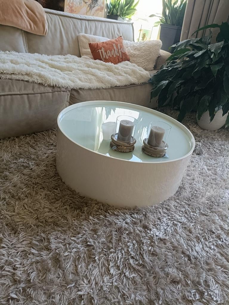 Witte ronde salontafel met glasplaat - Japandi/Modern, Huis en Inrichting, Tafels | Salontafels, Ophalen