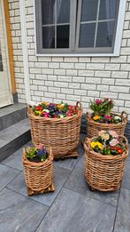 Rieten bloembakken set van 4, Tuin en Terras, Overige materialen, Rond, Ophalen of Verzenden, Zo goed als nieuw