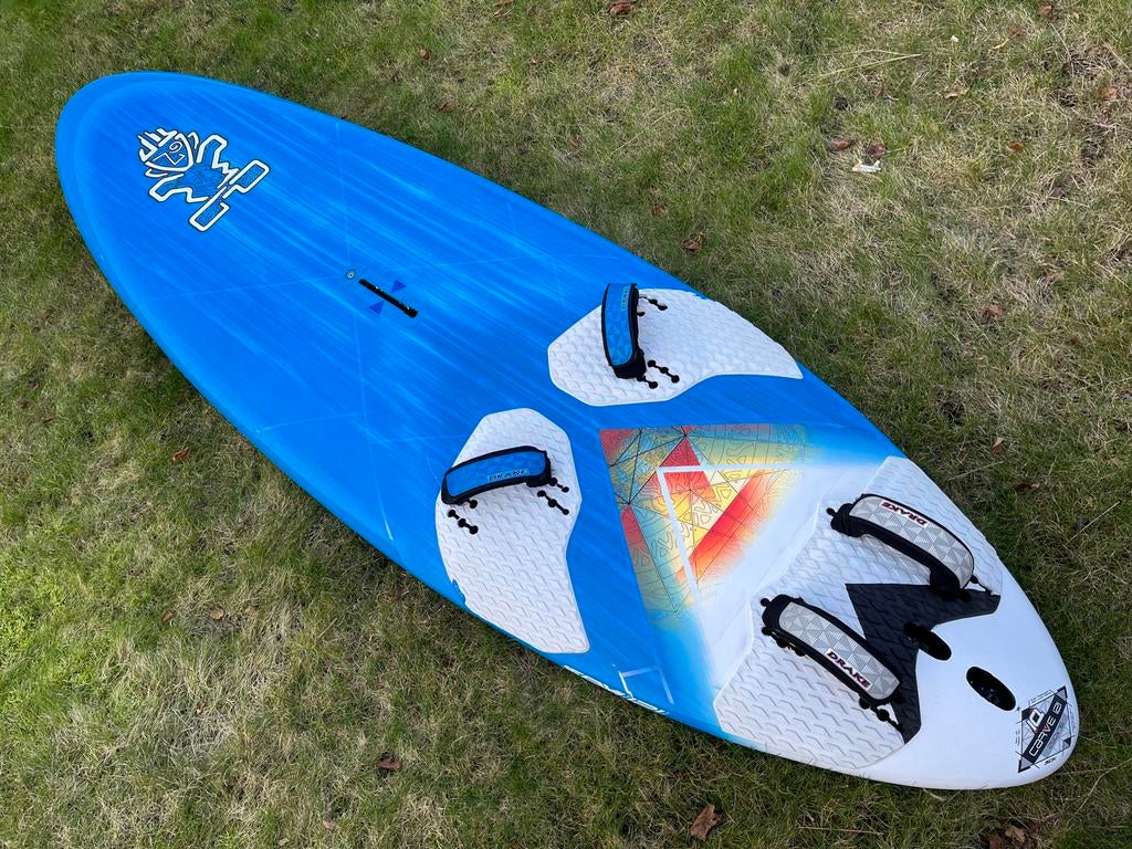 Starboard Carve 121liter (incl. MFC vin), Watersport en Boten, Ophalen, 250 tot 300 cm, Gebruikt, Met vin(nen)
