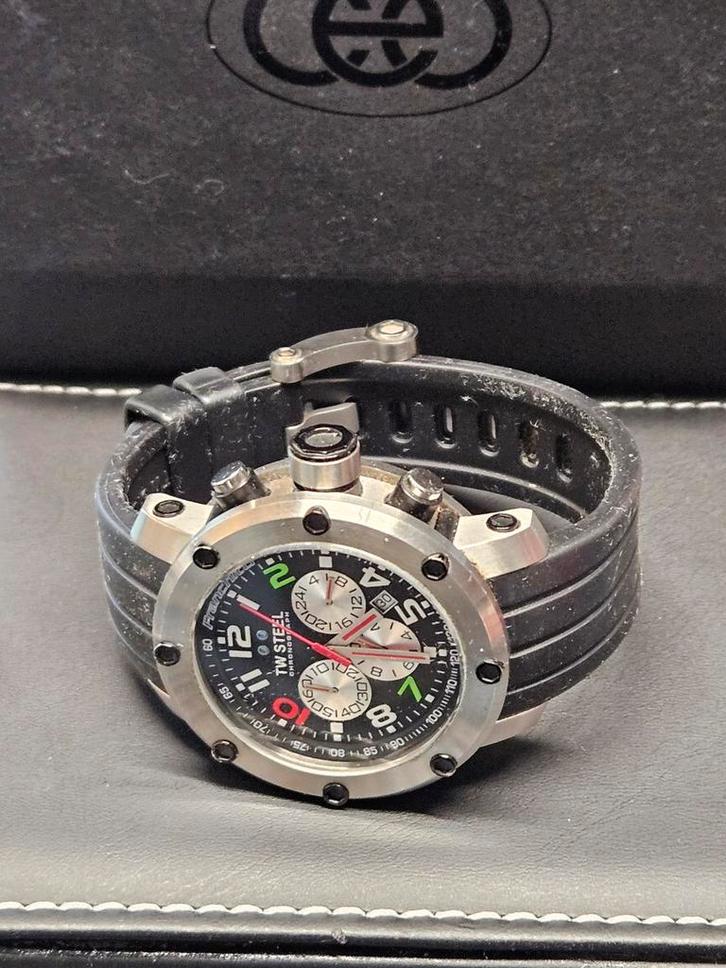 TW Steel Dario Franchitti Indy 500 Limited + Gshock.ea, Sieraden, Tassen en Uiterlijk, Horloges | Heren, Overige merken, Leer