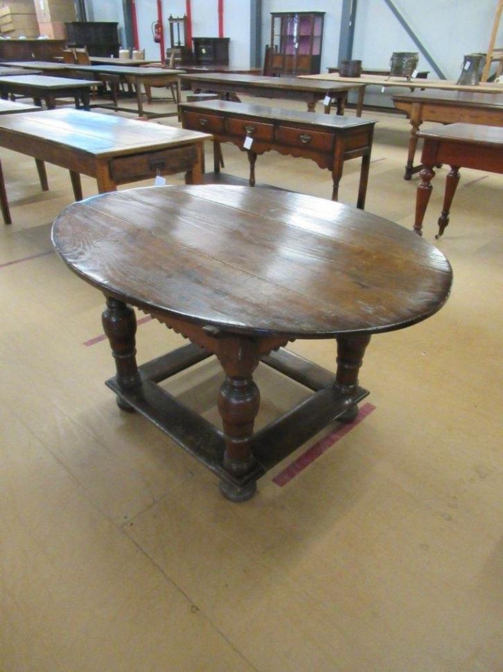 oer 11787 18e eeuwse ovale eiken tafel, Antiek en Kunst, Antiek | Meubels | Tafels, Ophalen