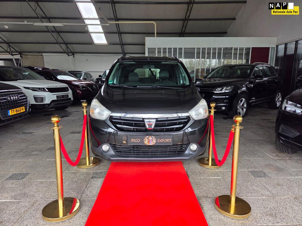Dacia Lodgy 1.5 DCi 6 MANUAL Prestige 5P AIRCO NAVI 2014!, Auto's, Dacia, Voorwielaandrijving, Euro 5, Gebruikt, 4 cilinders
