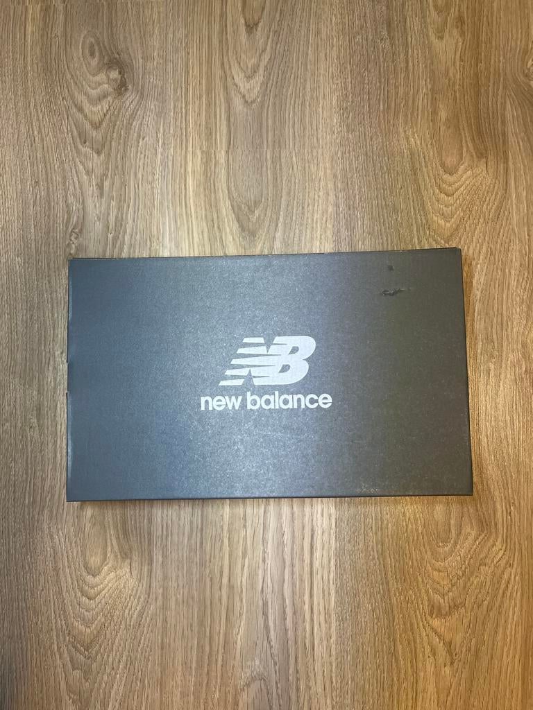 New Balance schoenendoos, Ophalen of Verzenden, Zo goed als nieuw, Grijs, Overige typen