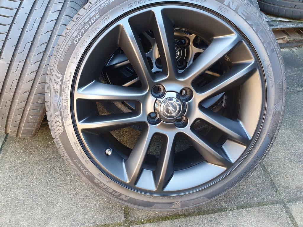 17 inch Opel Velgen met zomerbanden 215 45 17 inch.4x100., Auto-onderdelen, Banden en Velgen, 215 mm, Banden en Velgen, Nieuw