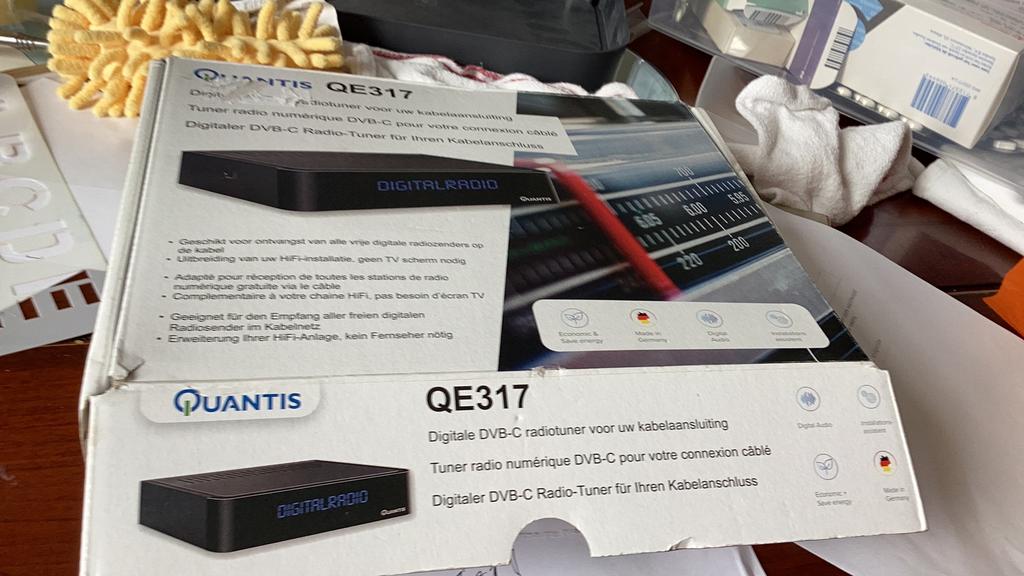 Quantis Electronics QE317 radio digitaal, Ophalen of Verzenden