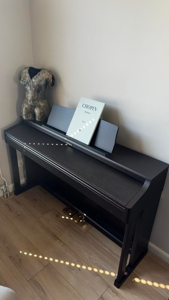 Roland HP203 Digitale Piano, Muziek en Instrumenten, Ophalen, Gebruikt, Bruin, Digitaal
