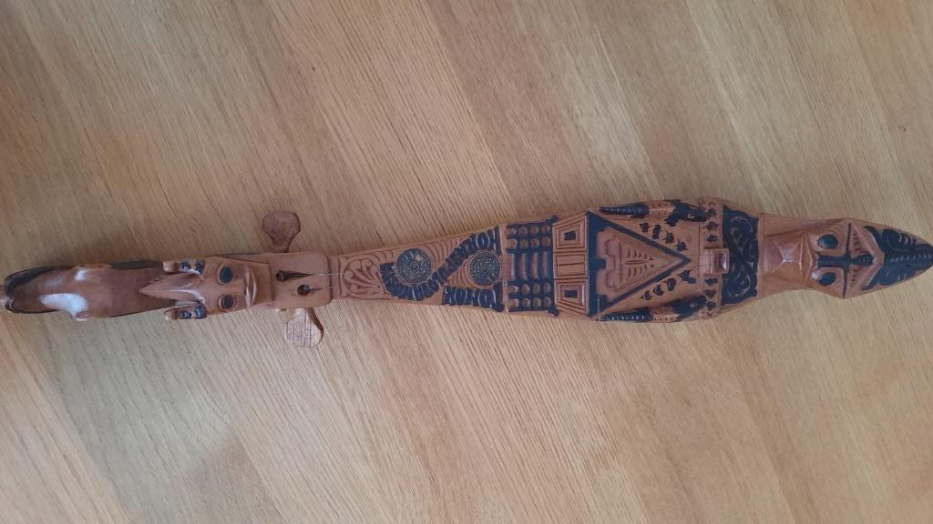 Authentieke Batak Hasapi - 2-snarige luit uit Batak-regio, Muziek en Instrumenten, Instrumenten | Onderdelen, Zo goed als nieuw