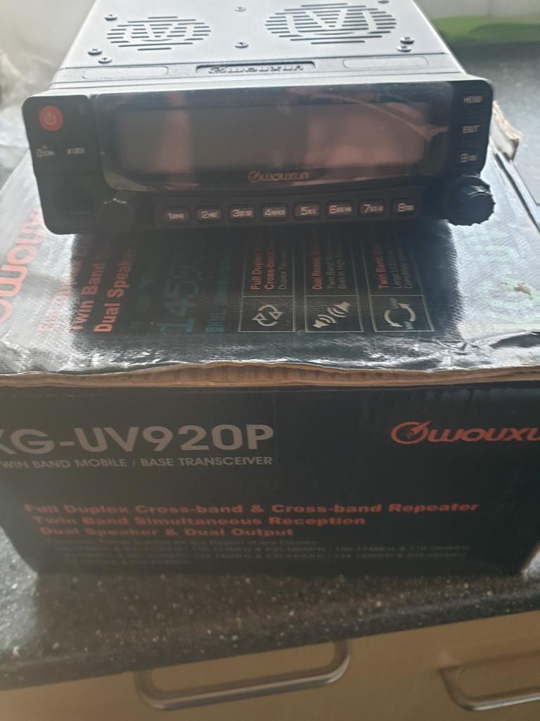 Wouxun KG-UV920P, Telecommunicatie, Zenders en Ontvangers, Ophalen of Verzenden
