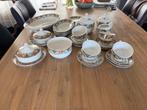 Compleet porseleinen theeservies J.Z. & Co Hindeloopen, Antiek en Kunst, Ophalen of Verzenden