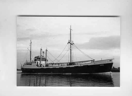 scheepvaart-foto-KNSM-amsterdam-taras., Verzamelen, Scheepvaart, Ophalen of Verzenden, Zo goed als nieuw, Boek of Tijdschrift